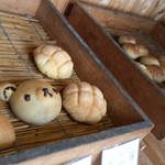 しぜん酵母と石窯ぱん bunga - 素朴なパン達