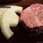 熟成焼肉 格之進TOKYO - 厚切り霜降り肉　サーロイン