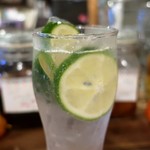 灯 - 淡路島のマイヤーレモンを使ったレモン酎ハイ
