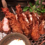 とんかつ マンジェ - 鹿児島黒豚&天使の海老フライアップ♫