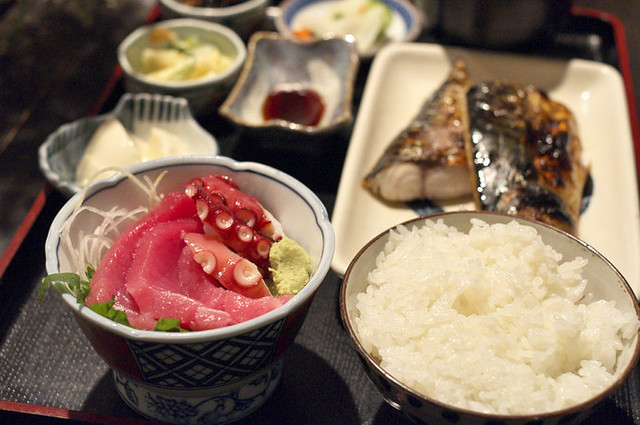 移転 もてなしや 千葉寺 魚介料理 海鮮料理 食べログ