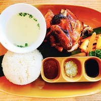シンガポール・シーフード・リパブリック 大丸梅田 - 海南焼鶏飯!!