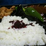 ランチタイム - 日替り弁当¥450(デミグラハンバーグ)