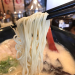 一成 - 細麺使ってます