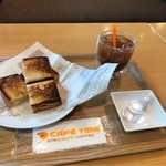 CAFE TIME　横浜都筑 - ホットサンドのアボカドとベーコン、アイスコーヒー。
税込600円。
美味し。