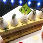 Toshi Yoroizuka - ベルナール