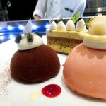 Toshi Yoroizuka - ケーキ3点