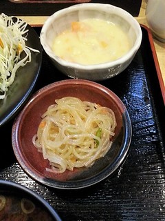 Robata Yaki Yuuta - クリーム煮&中華春雨サラダ