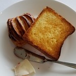 ホテルグランバッハ熱海クレッシェンド - ライチのパンとブリオッシュ