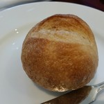 Le Grenier - 自家製パン。