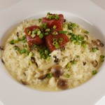 Light Japanese-style mushroom risotto (with tuna)