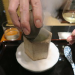 日本料理 晴山 - 29年9月　千葉千倉鮑　石焼風　雲丹御飯