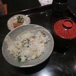 日本料理 晴山 - 29年9月　鮭土鍋御飯