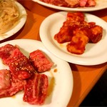 元氣七輪焼肉 牛繁 - 