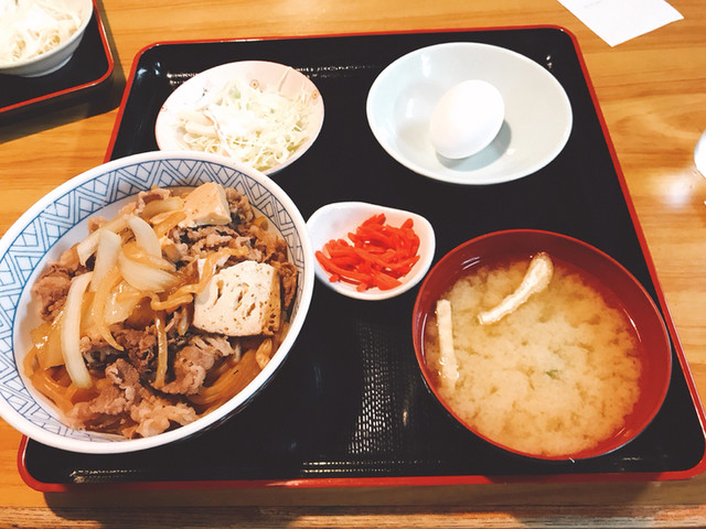 昭和レトロな大衆食堂の由緒ある牛丼 By つっけ なみき食堂 新座 牛丼 食べログ 昭和レトロな大衆食堂の由緒ある牛丼 By つっけ なみき食堂 新座 牛丼 食べログ