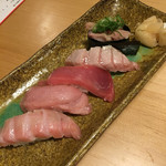Sushi Izakaya Ya Taizushi Kou Gochou - マグロざんまい（917円）