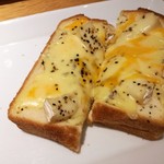 焼きたてチーズタルト専門店PABLO - 