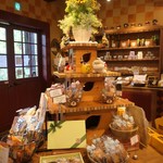 オークウッド - 中央オブジェ