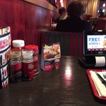 Red Robin Gourmet Burgers and Brews - テーブルの上♪