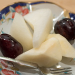 うを徳 - 2017.9 フルーツ盛り（山形洋梨、鳥取新甘泉梨、長野ピオーネ）