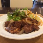 肉ダイニング 満 - 和牛カットステーキランチ(霜降り肉)