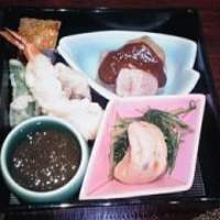 入道 - 二段弁当の中身です