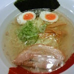 ラーメン＆らあめん一代元 佐久店 - 煮卵塩ラーメン・800円