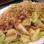 かつ美食堂 - やきそば　630円