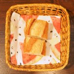 モンテ - ランチコース 1650円 のパン