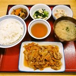 かっぽうぎ - 四品定食