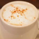 モンテ - ランチコース 1650円 のカプチーノ シナモンパウダー