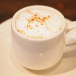 モンテ - ランチコース 1650円 のカプチーノ シナモンパウダー