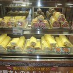 オカイ - フルーツロールケーキ