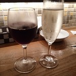 Bar Yobanashi - 赤ワインとスパークリング