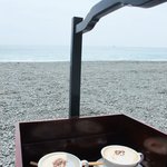 鶴亀屋春慶 - ★お天気の良い日は、おかもちを持って海へ★