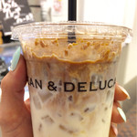 DEAN & DELUCA MARKET STORES - 