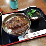 「うな丼 特上 吸付 (2900円)」