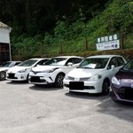 川安 - お店の前に駐車場