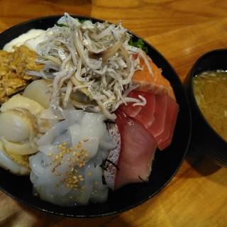 海鮮居酒屋 山傳丸_1