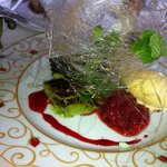 ラミ・デュ・ヴァン・エノ - 特別な日であることを事前に連絡すると、デザートに飴細工が♪