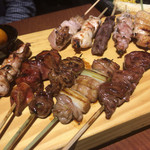 焼鳥居酒屋どんと  - 