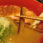 MEN-EIJI - 牛蒡が乗っていてユニーク！牛蒡特有の苦味と土の香りも良いアクセント