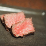 焼肉うしごろ - ランプ肉の厚切りステーキ