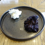 パティスリー・パリセヴェイユ - 干し葡萄、クレームダンジュ 香りを付けたオイル