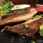 Umeno - 自家製オイル秋の秋刀魚を割ってみた♪