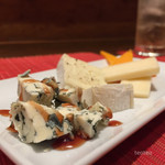 Umeno - チーズ4種盛り合わせ
