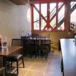 麺酒房 龍安 - 店内の様子