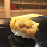 日本橋蛎殻町 すぎた - 天草赤雲丹と紫雲丹