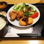 Hananomai - 日替わり定食。唐揚げとコロッケ650円税込