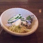 キッチン マカベ - アメリカンライスに付いてくるミニサラダです。